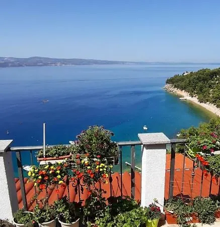 Leonarda Apartment Omis Exterior photo